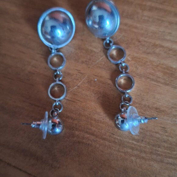 Silver/White Pearl Drop Earrings - Picture 4 of 4